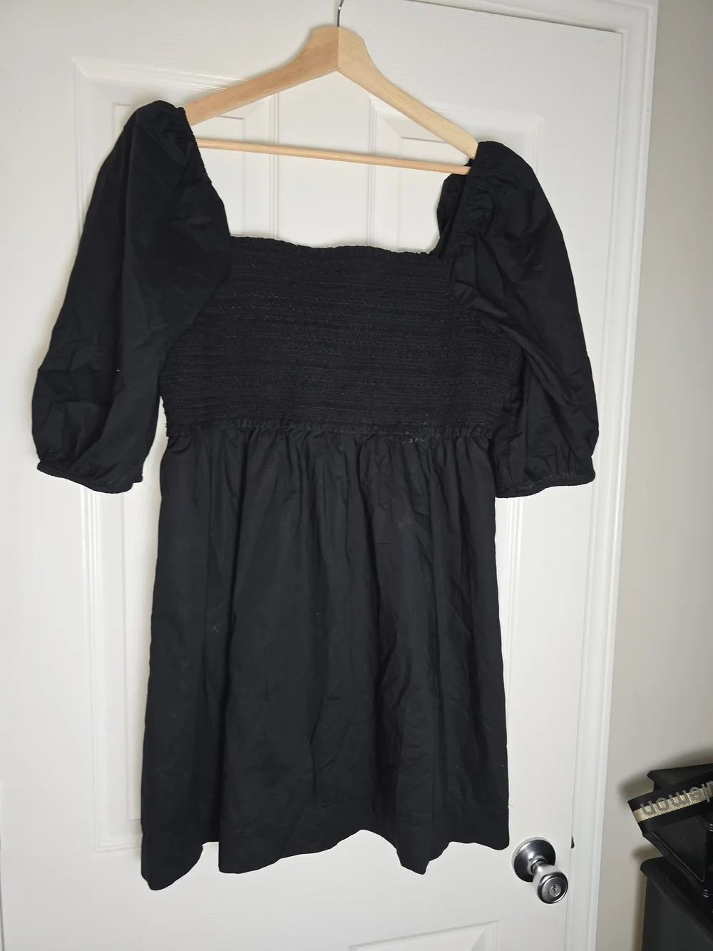 American Eagle Outfitters chic black